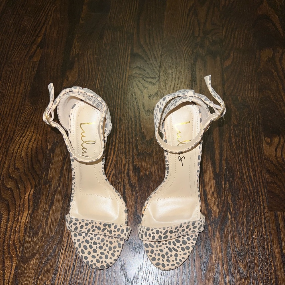 Leopard Heels - Picture 2 of 6